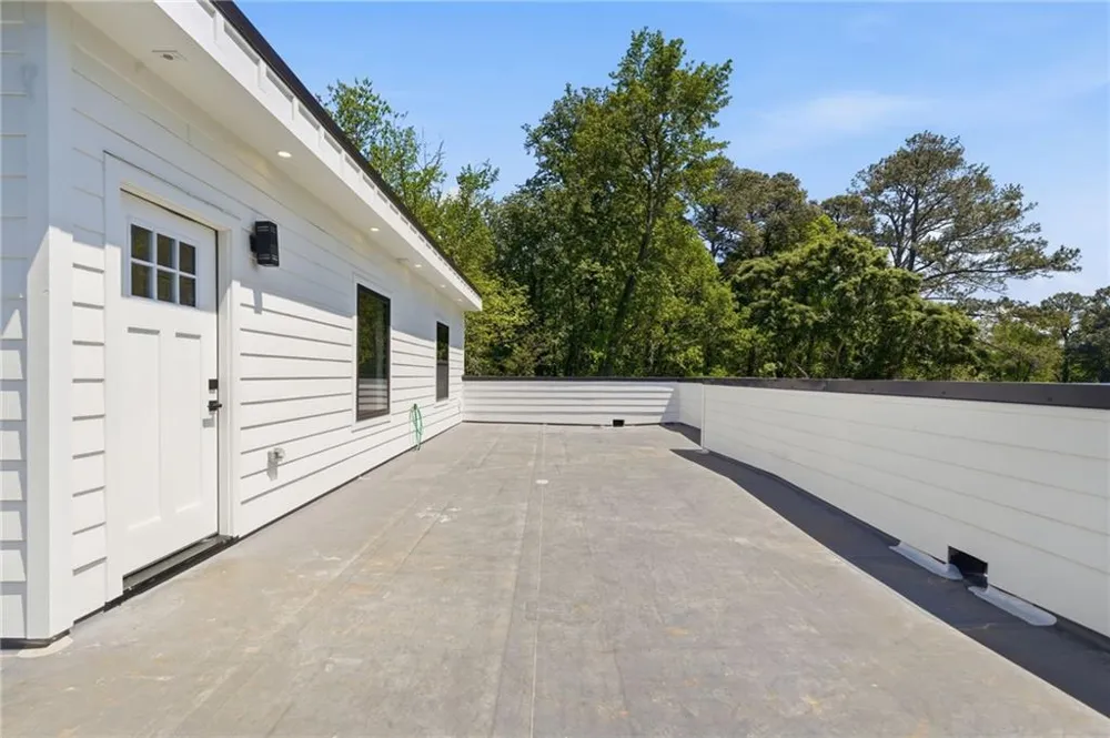415 419 Westside Drive Roswell, GA 30075