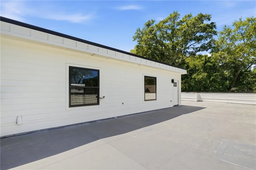 415 419 Westside Drive Roswell, GA 30075