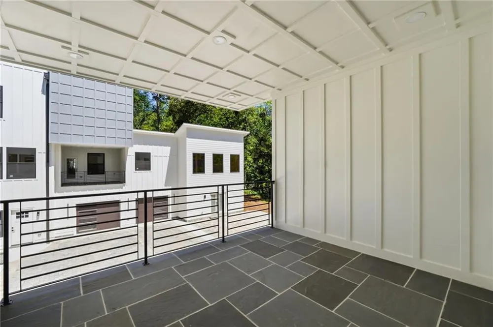 415 419 Westside Drive Roswell, GA 30075