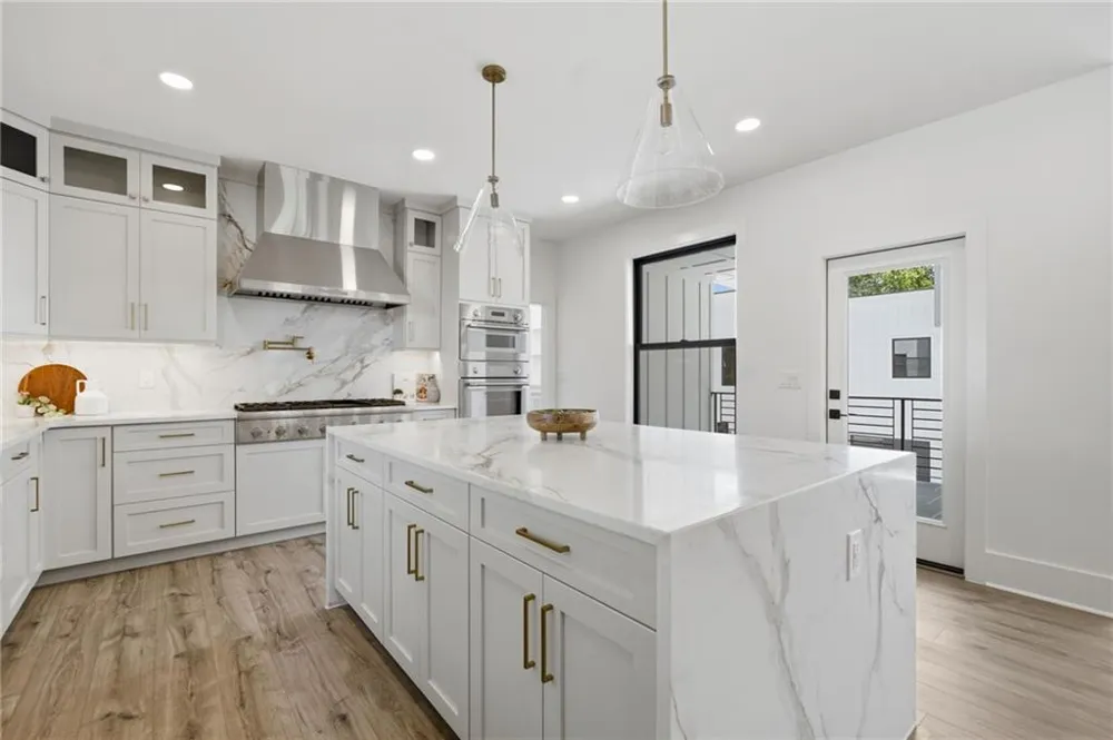 415 419 Westside Drive Roswell, GA 30075