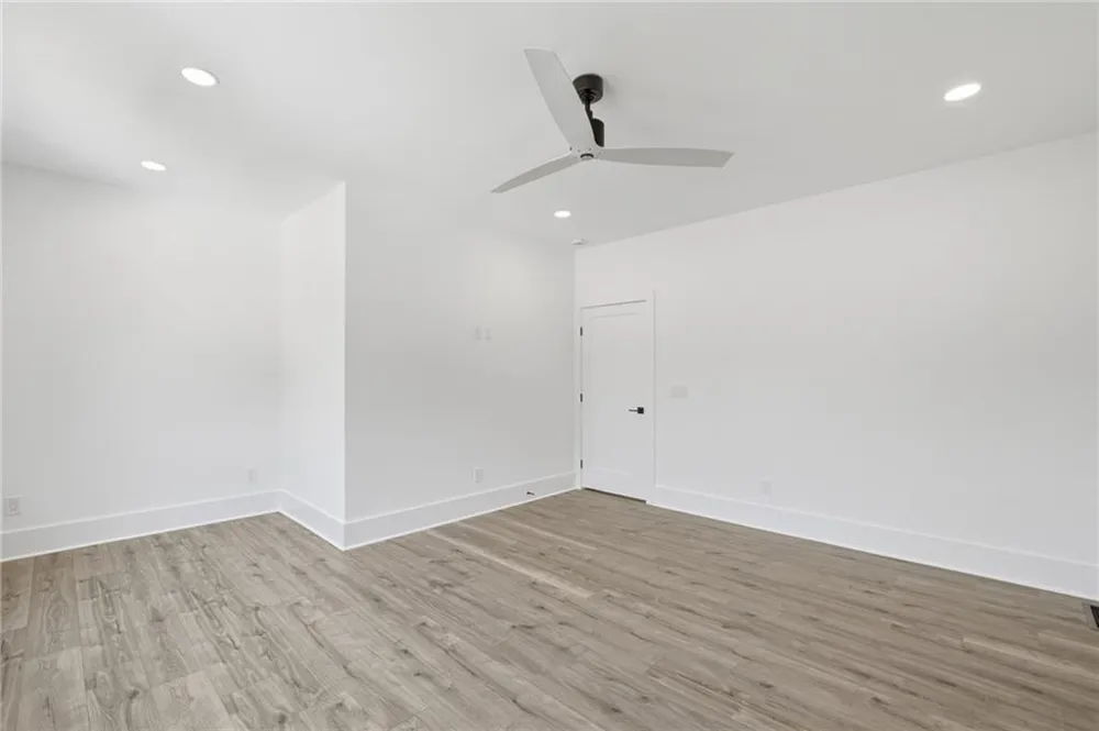 415 419 Westside Drive Roswell, GA 30075
