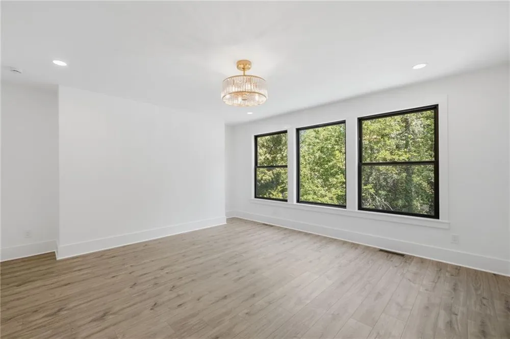415 419 Westside Drive Roswell, GA 30075