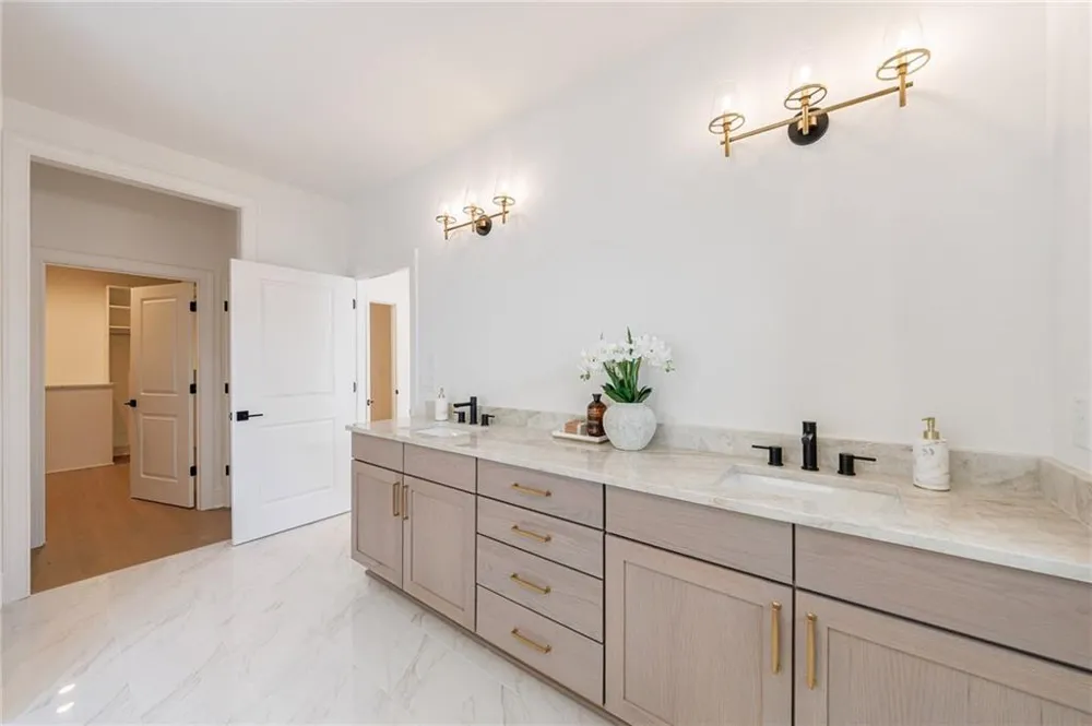 245 Mayfair Court Alpharetta, GA 30009