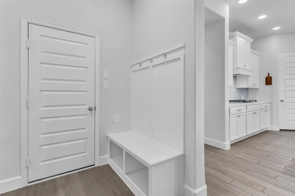 220 Nirnroot Court Montgomery, TX 77316