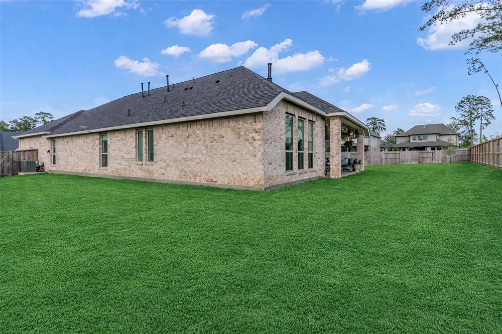 220 Nirnroot Court Montgomery, TX 77316
