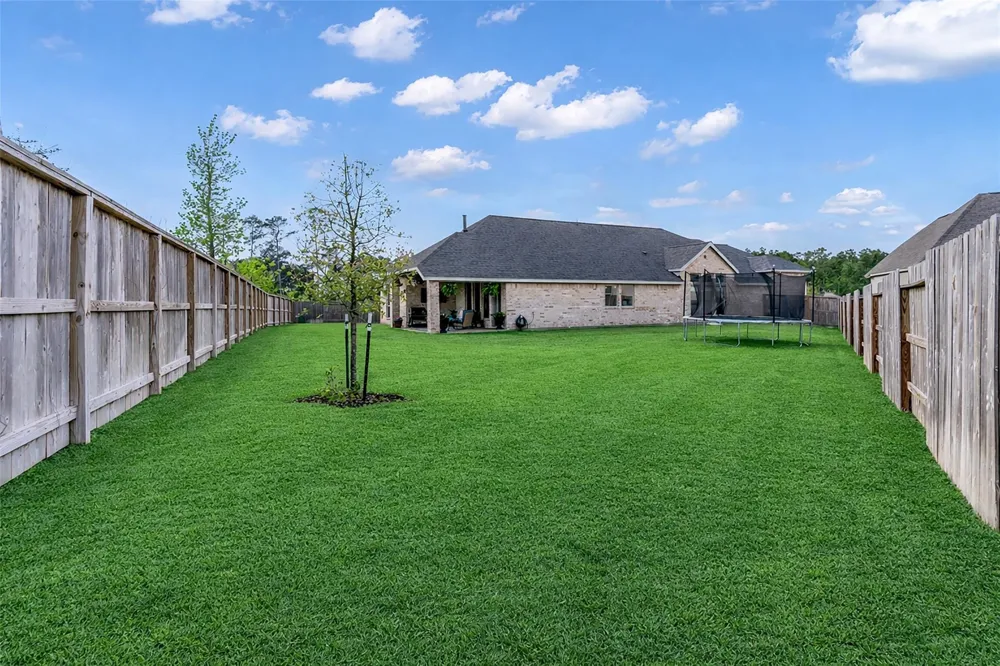220 Nirnroot Court Montgomery, TX 77316