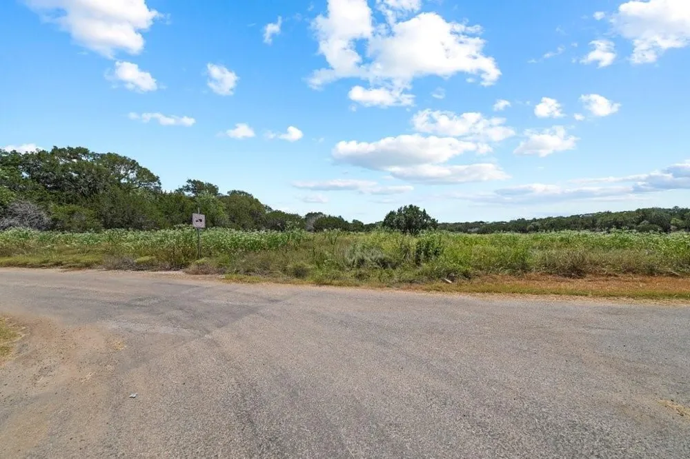 18 Crazy Cross Road Wimberley, TX 78676
