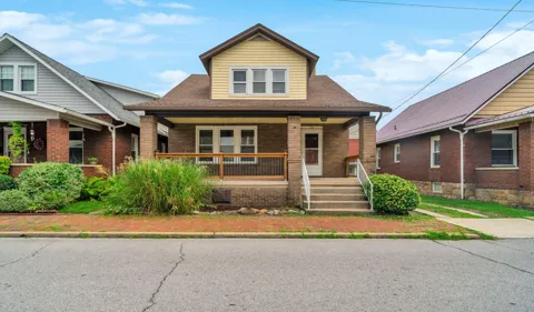 102 9TH STREET