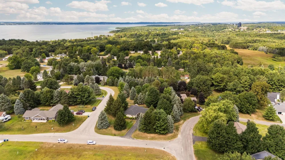 4881 Ridge Crest Road Acme Township, MI 49690