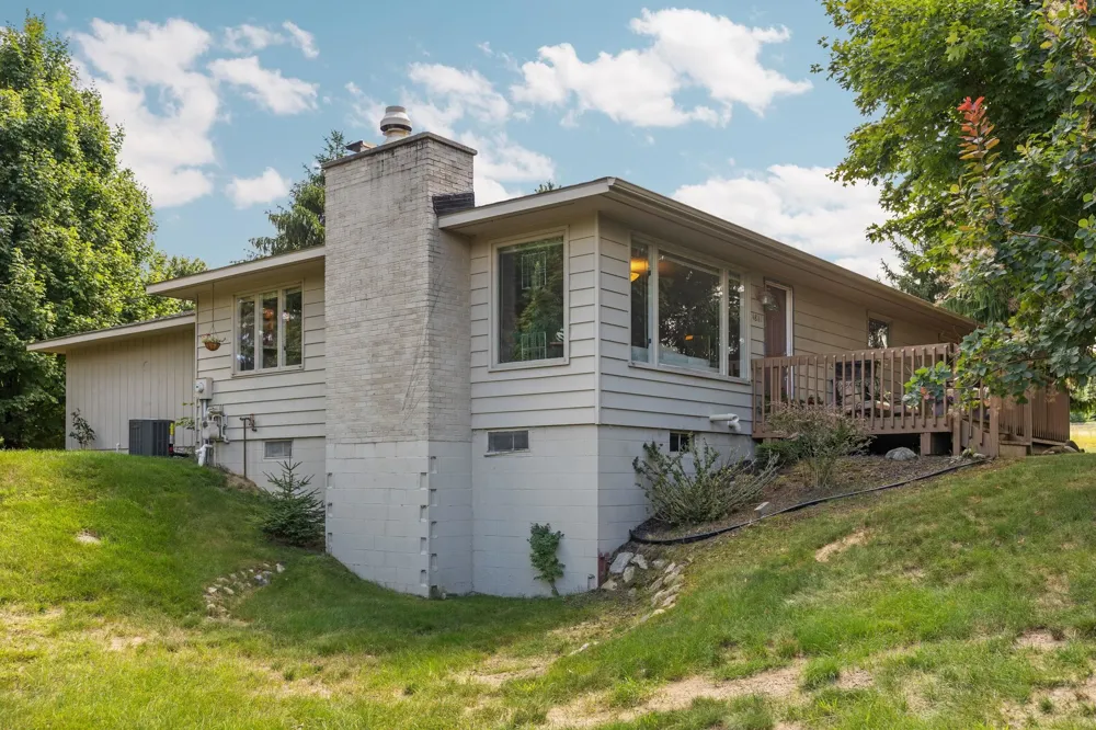4881 Ridge Crest Road Acme Township, MI 49690