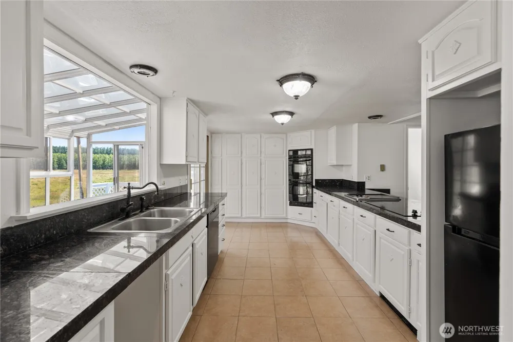 2227 S Scheuber Road Chehalis, WA 98532