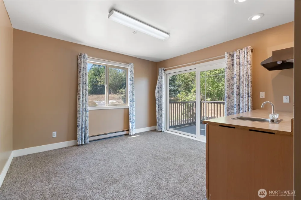 2227 S Scheuber Road Chehalis, WA 98532
