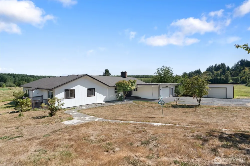 2227 S Scheuber Road Chehalis, WA 98532