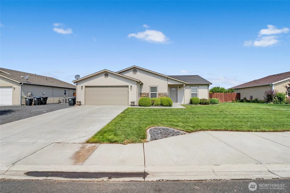 312 E Linden Avenue Moses Lake, WA 98837