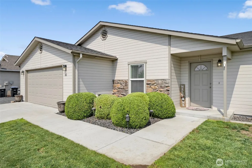 312 E Linden Avenue Moses Lake, WA 98837