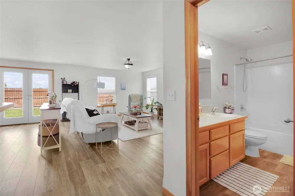 312 E Linden Avenue Moses Lake, WA 98837