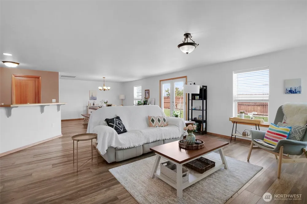312 E Linden Avenue Moses Lake, WA 98837
