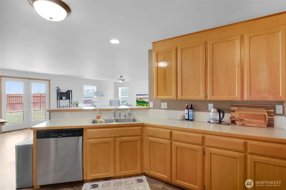 312 E Linden Avenue Moses Lake, WA 98837