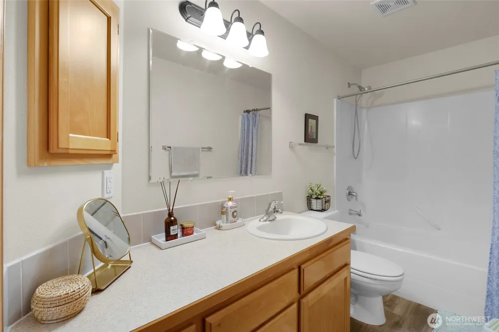 312 E Linden Avenue Moses Lake, WA 98837