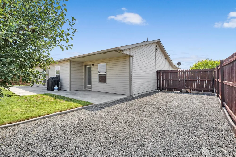312 E Linden Avenue Moses Lake, WA 98837
