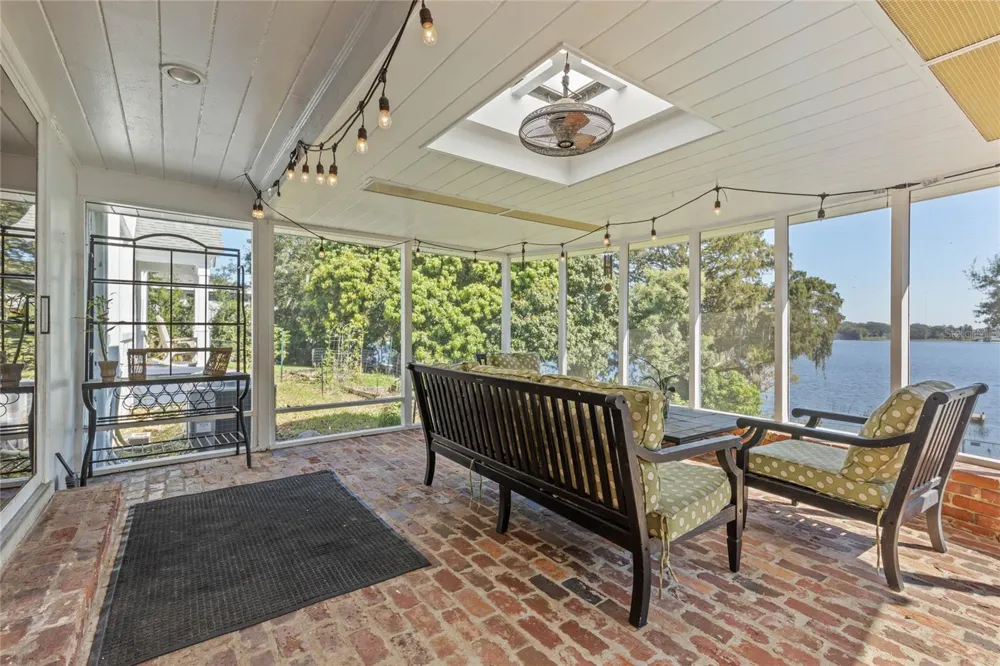 694 LAKE OTIS DRIVE SE Winter Haven, FL 33880