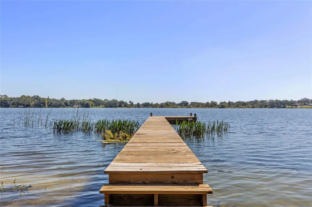 694 LAKE OTIS DRIVE SE Winter Haven, FL 33880