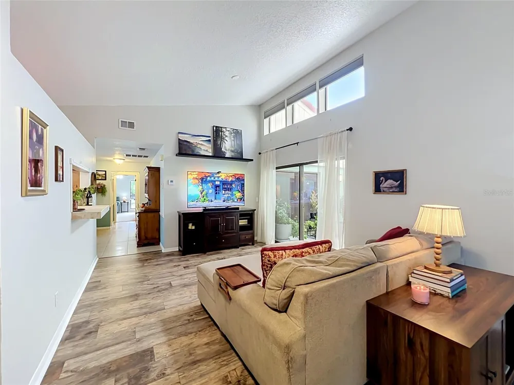 1162 E WINGED FOOT CIRCLE Winter Springs, FL 32708
