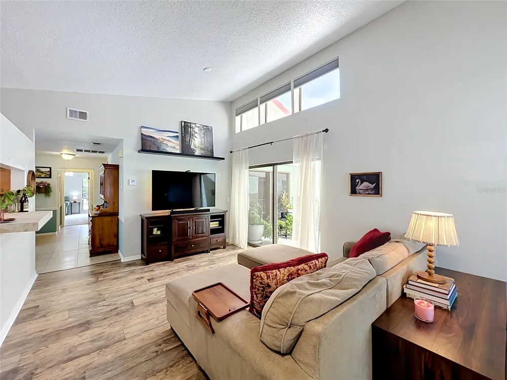 1162 E WINGED FOOT CIRCLE Winter Springs, FL 32708
