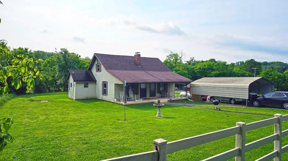 4629 SE Tater Peeler Rd Lebanon, TN 37090