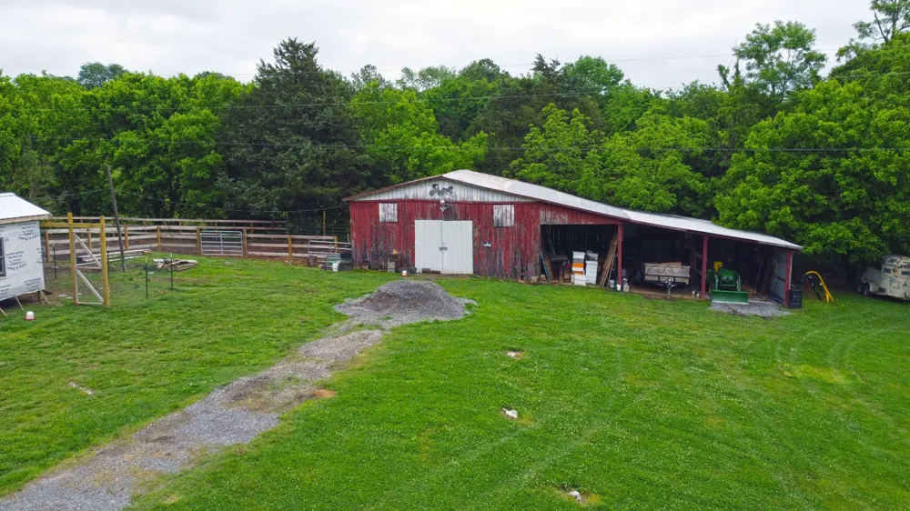 4629 SE Tater Peeler Rd Lebanon, TN 37090