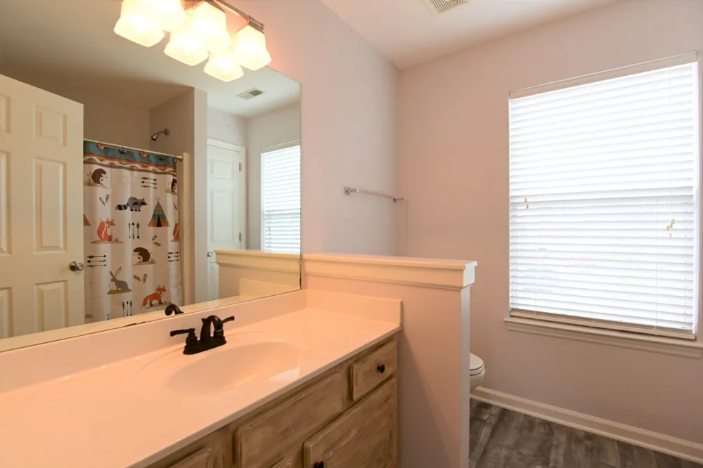125 Golden Meadow Ln Franklin, TN 37067