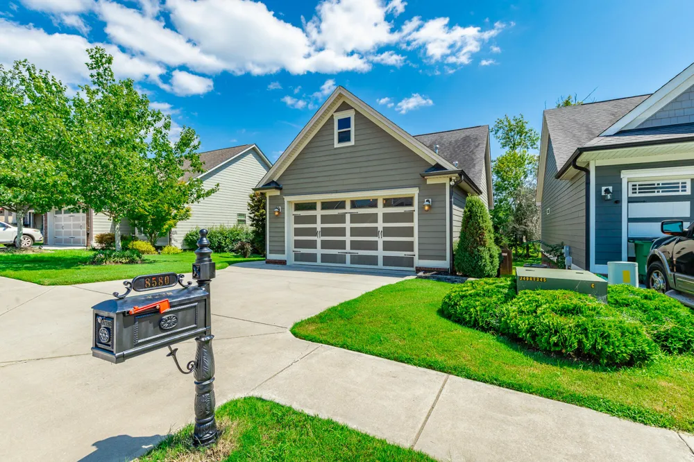 8580 Kennerly Court Ooltewah, TN 37363