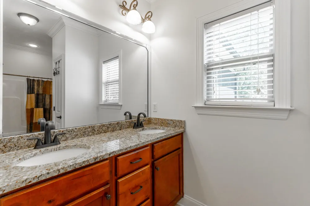 8580 Kennerly Court Ooltewah, TN 37363