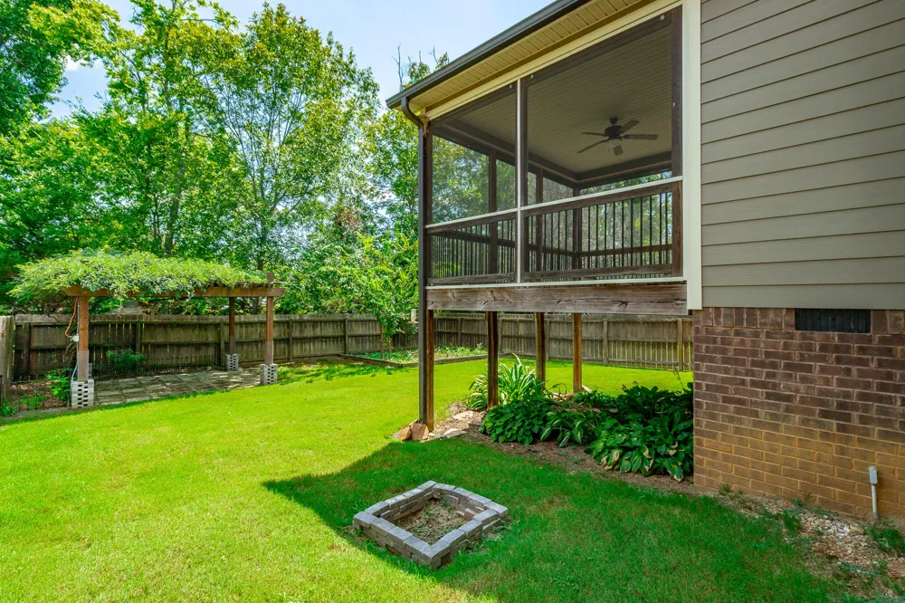 8580 Kennerly Court Ooltewah, TN 37363