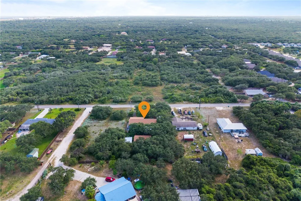 1708 W McClung Aransas Pass, TX 78336