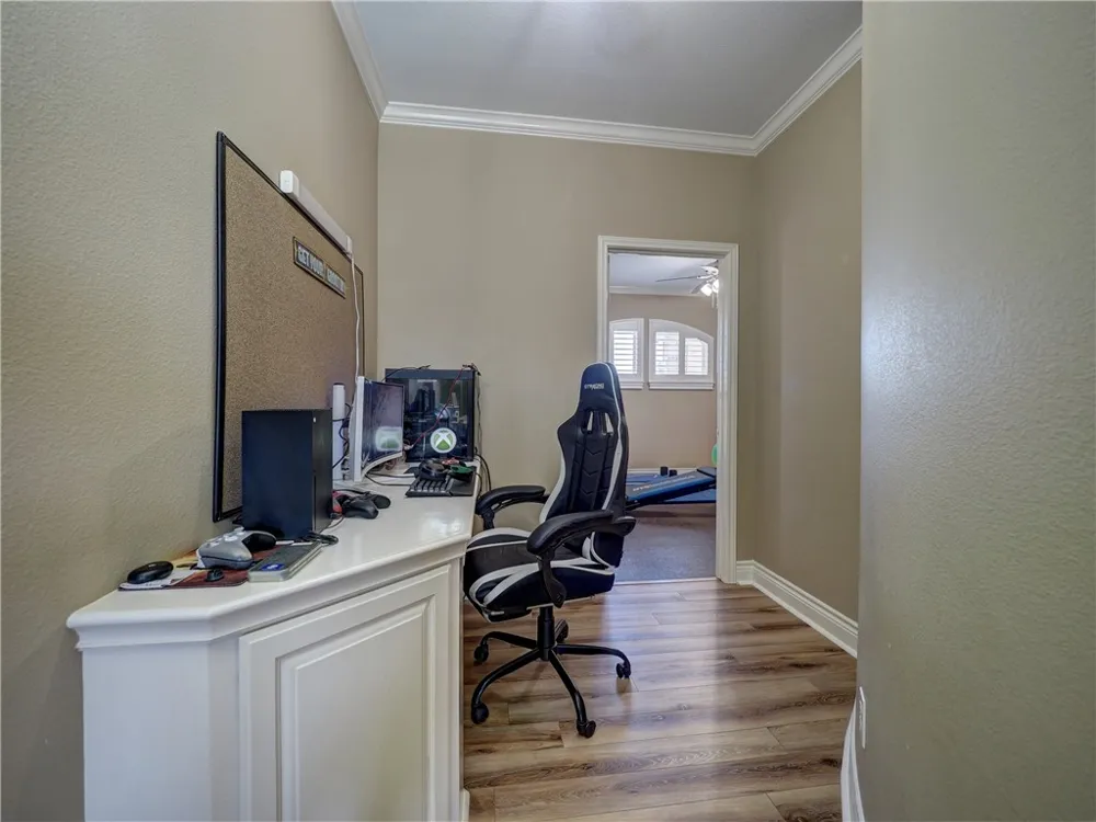 204 Black Diamond Portland, TX 78374