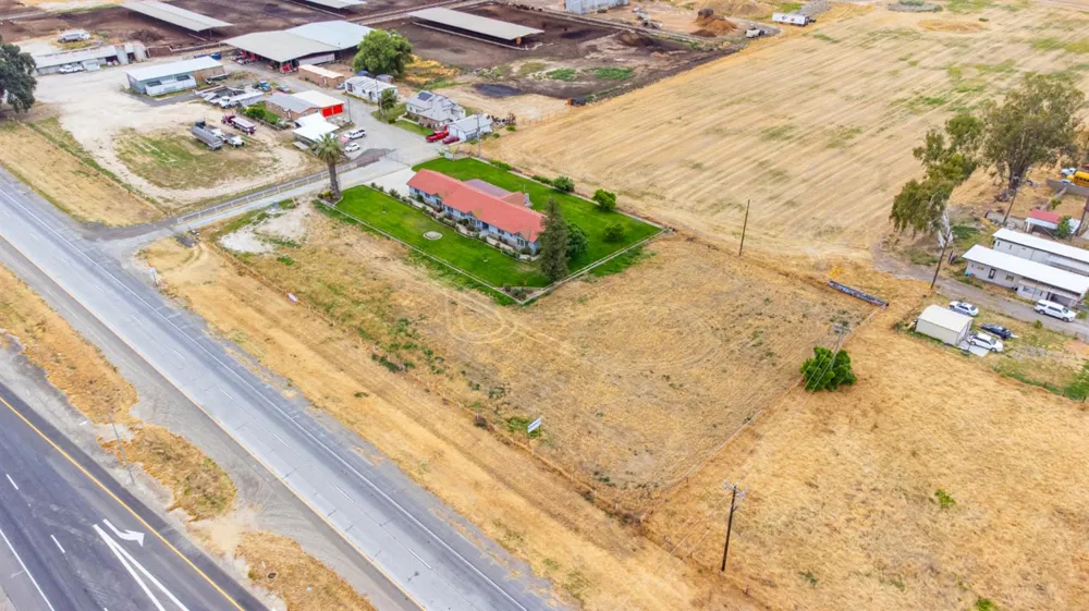 9200 Highway 41 Lemoore, CA 93245