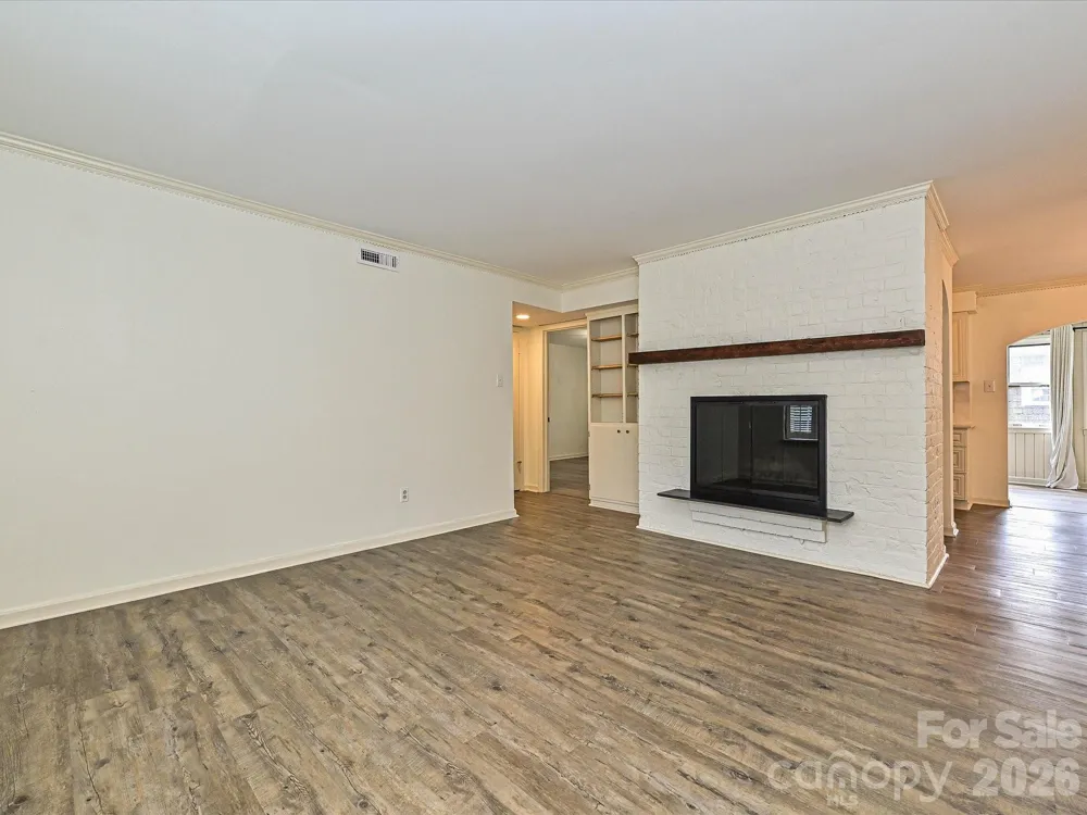 3520 Colony Road #G Charlotte, NC 28211
