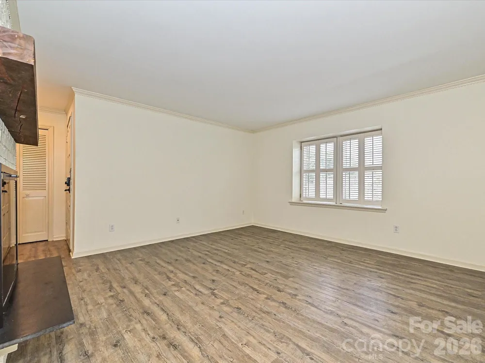 3520 Colony Road #G Charlotte, NC 28211