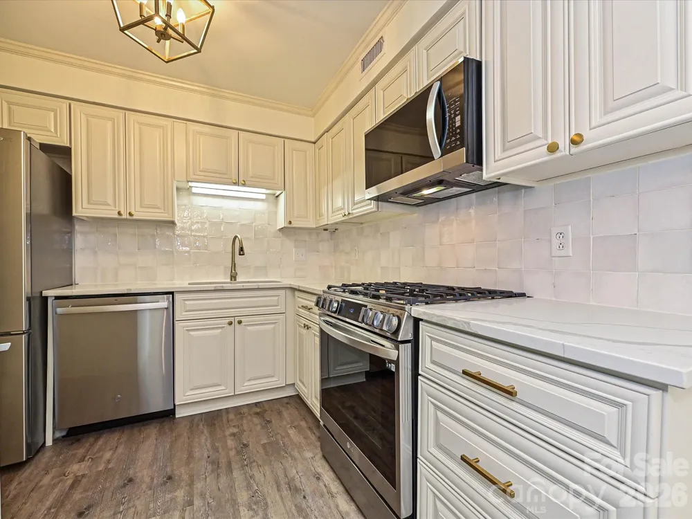 3520 Colony Road #G Charlotte, NC 28211