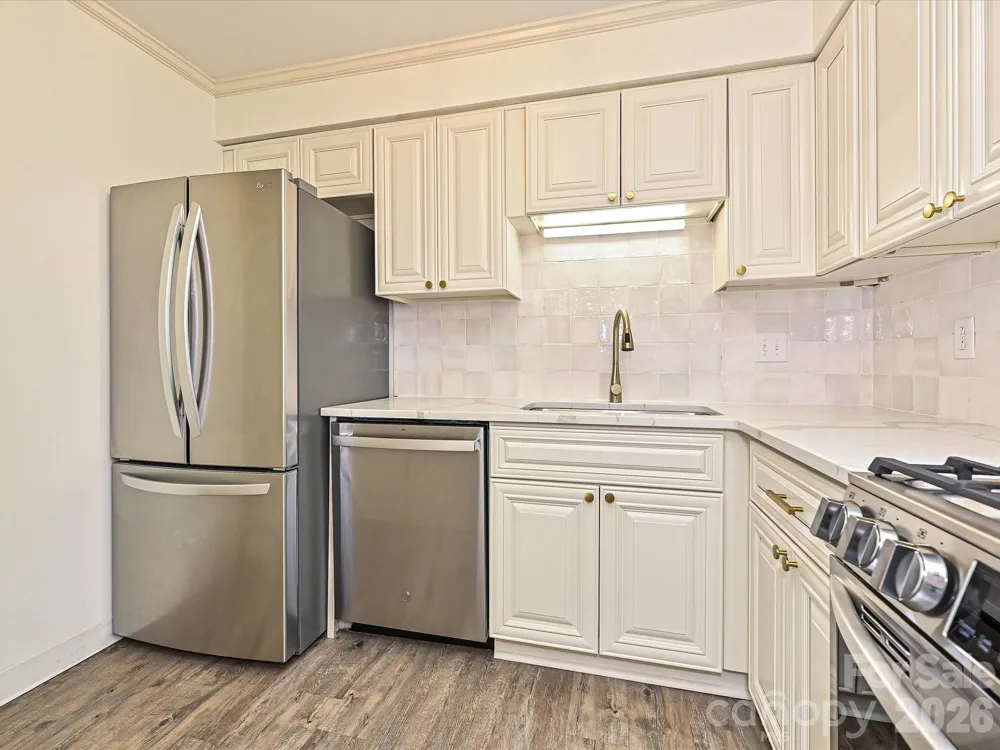 3520 Colony Road #G Charlotte, NC 28211