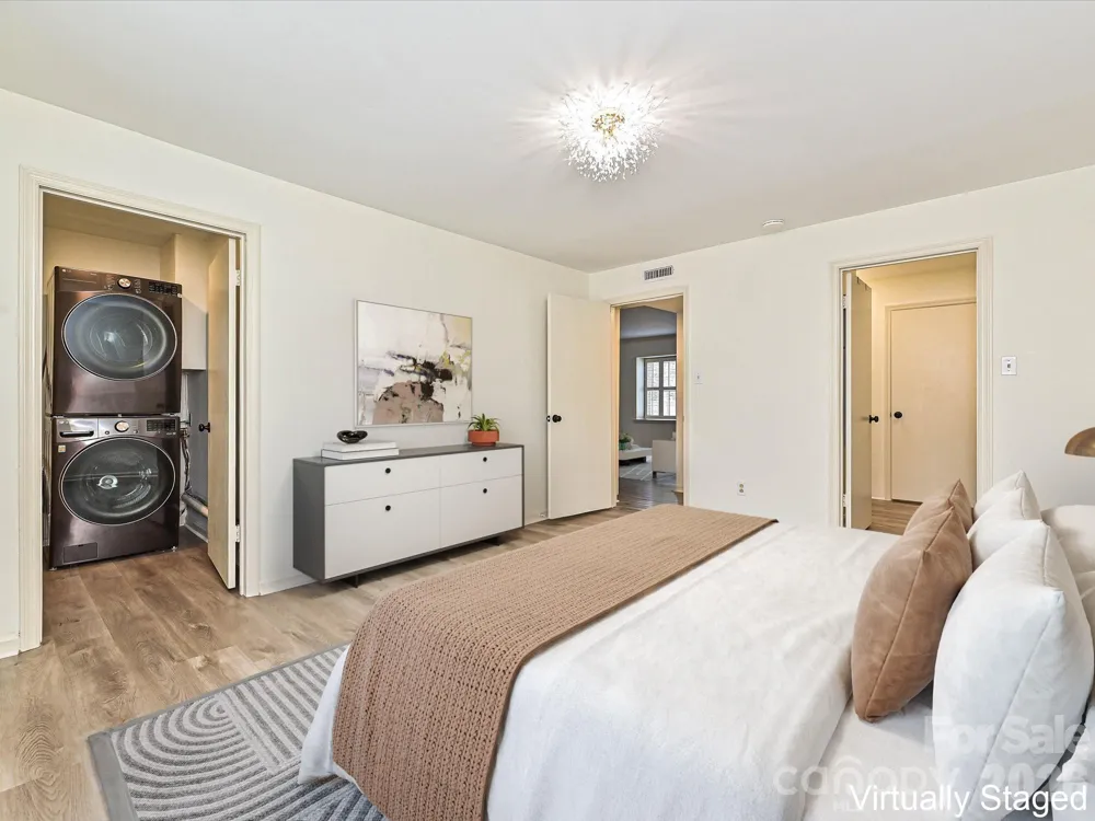 3520 Colony Road #G Charlotte, NC 28211