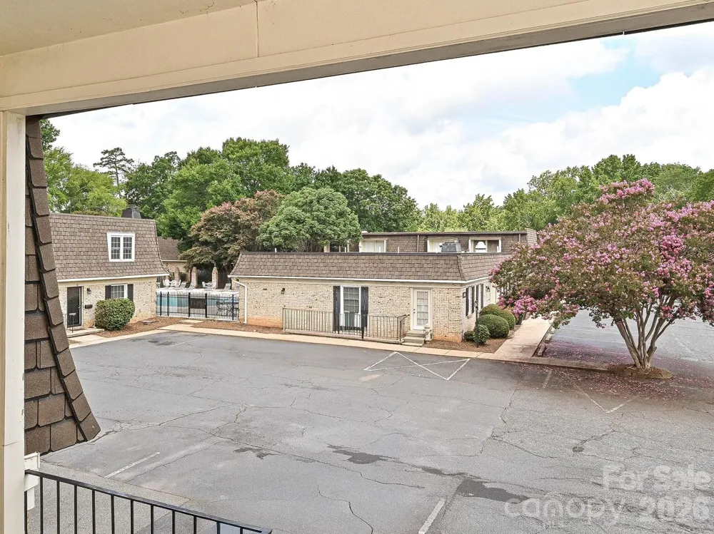 3520 Colony Road #G Charlotte, NC 28211