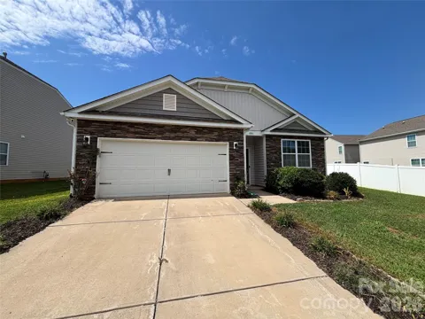 6816 Pennyroyal Way