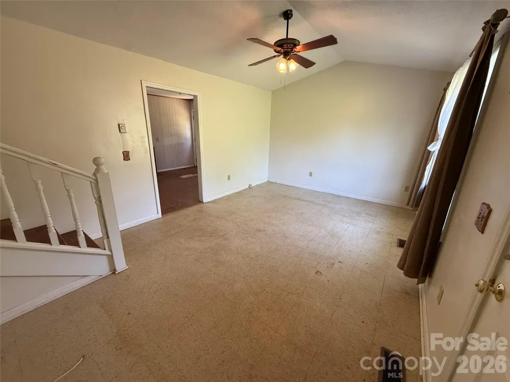 3695 Commanche Court Lenoir, NC 28645