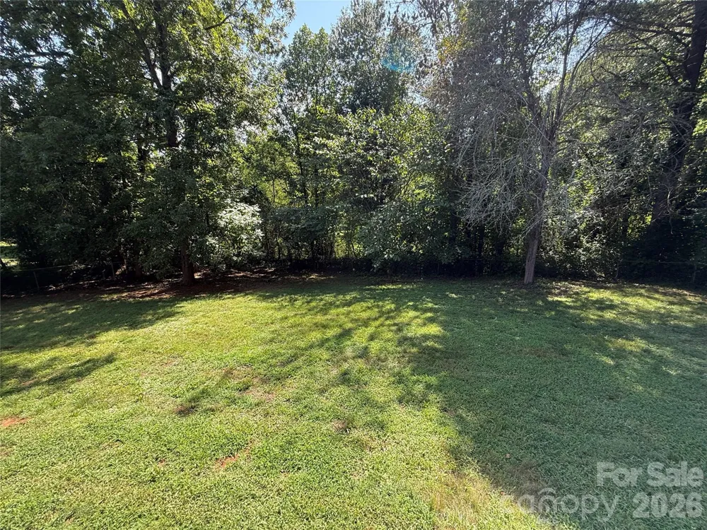 3695 Commanche Court Lenoir, NC 28645