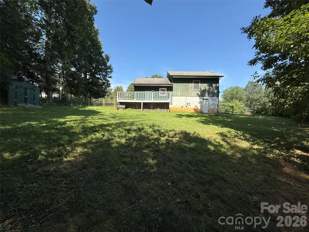 3695 Commanche Court Lenoir, NC 28645