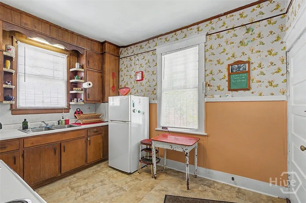 804 E 36th Street Savannah, GA 31401