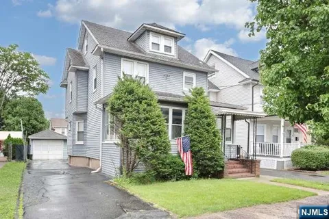 19 2nd Street