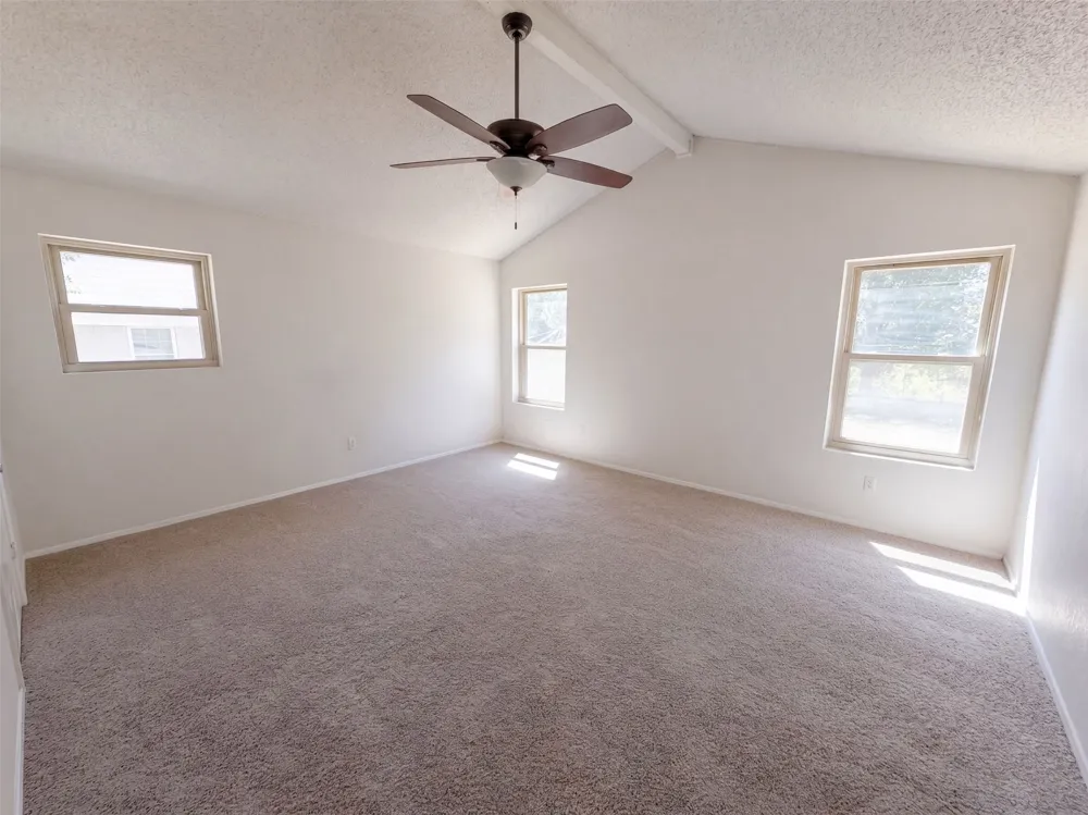 309 Applewood Lane Hewitt, TX 76643